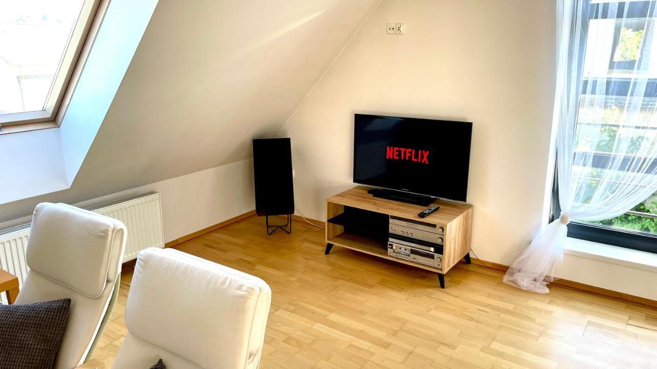 Apartament Puck/ Mieszkanie Екстер'єр фото